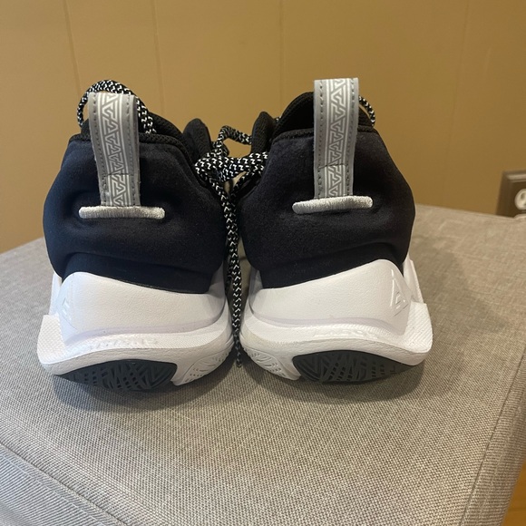 Men’s Nike Giannis Immortality EP Black Volt basketball sneakers, Size 9.5 - Picture 3 of 7